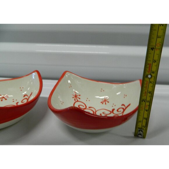 2 Santa Claus Plates & 2 Decorative Swirl Bowls For Holiday Tableware Ceramic - Picture 6 of 11